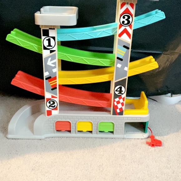 Car Ramp Toy - Picture 2 of 2